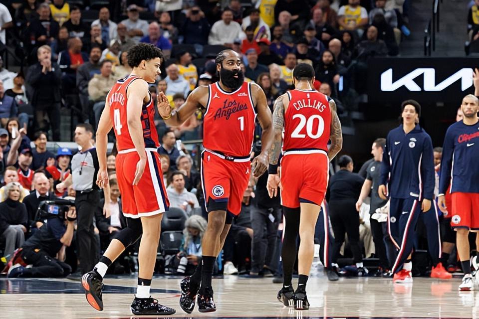 世界杯官网下载-充分适应快船的打法后，锋线大将如今已经成为了顶级3D球员？