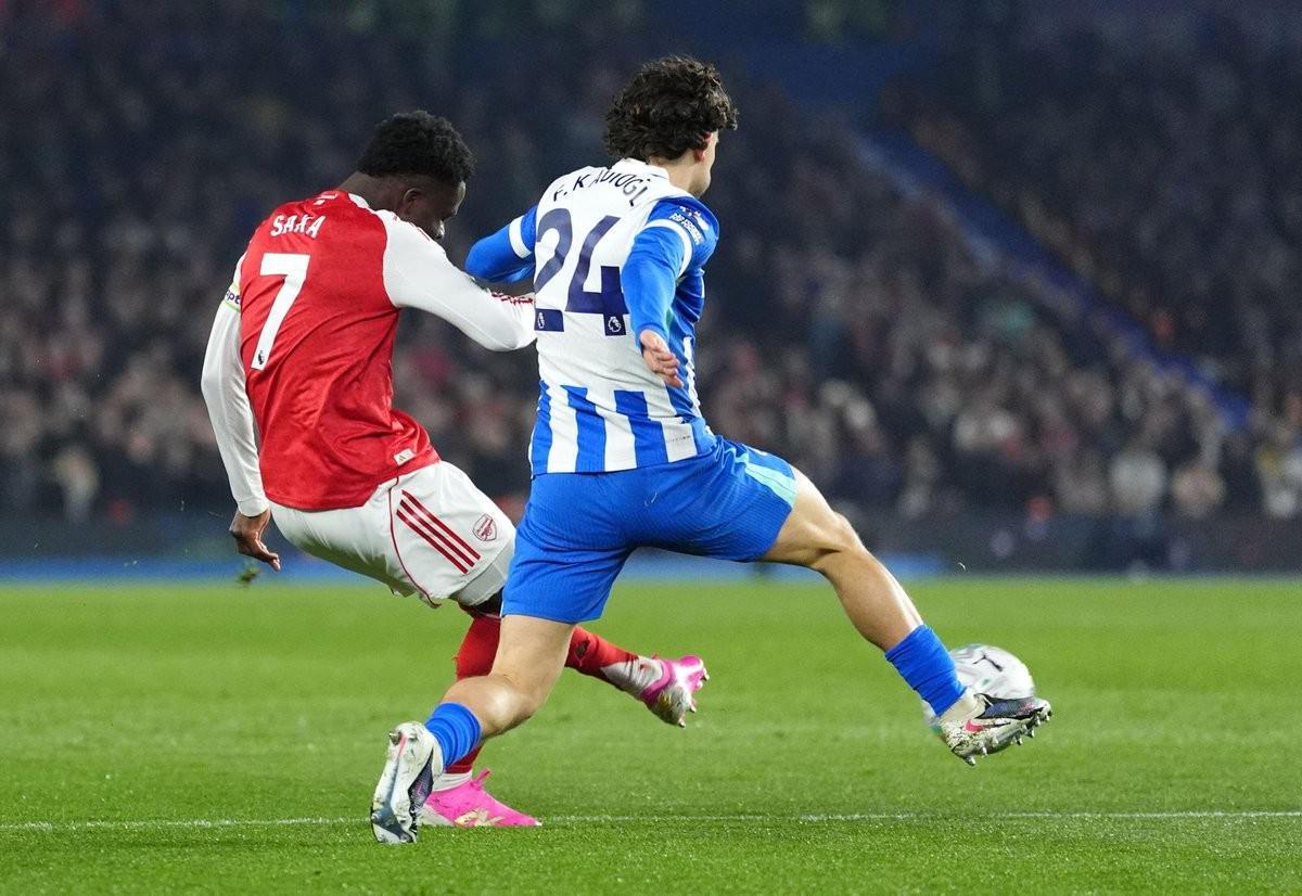 世界杯高清赛事-1:0！萨卡超越亨利破纪录，阿森纳双喜临门，3连胜甩开曼城7分